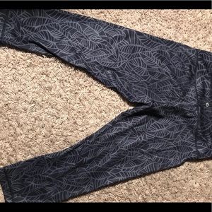 Lululemon capris